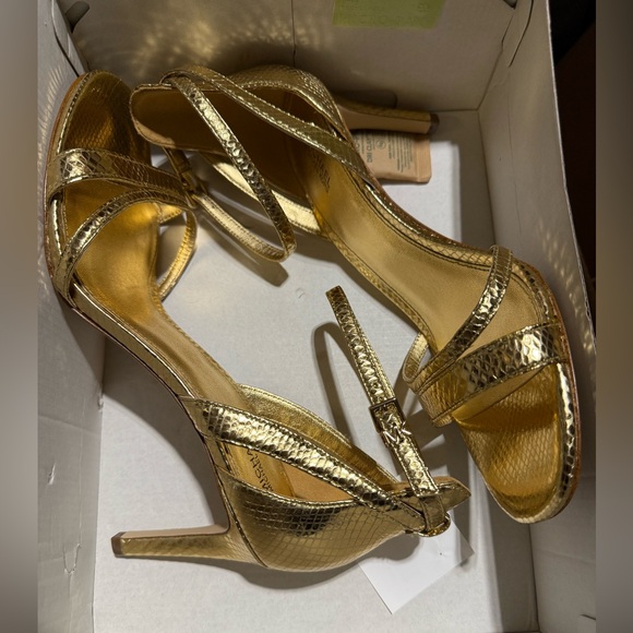Michael Kors Kimberly Metallic Snake Embossed Leather Sandal in Gold Size 9.5 - Picture 6 of 8